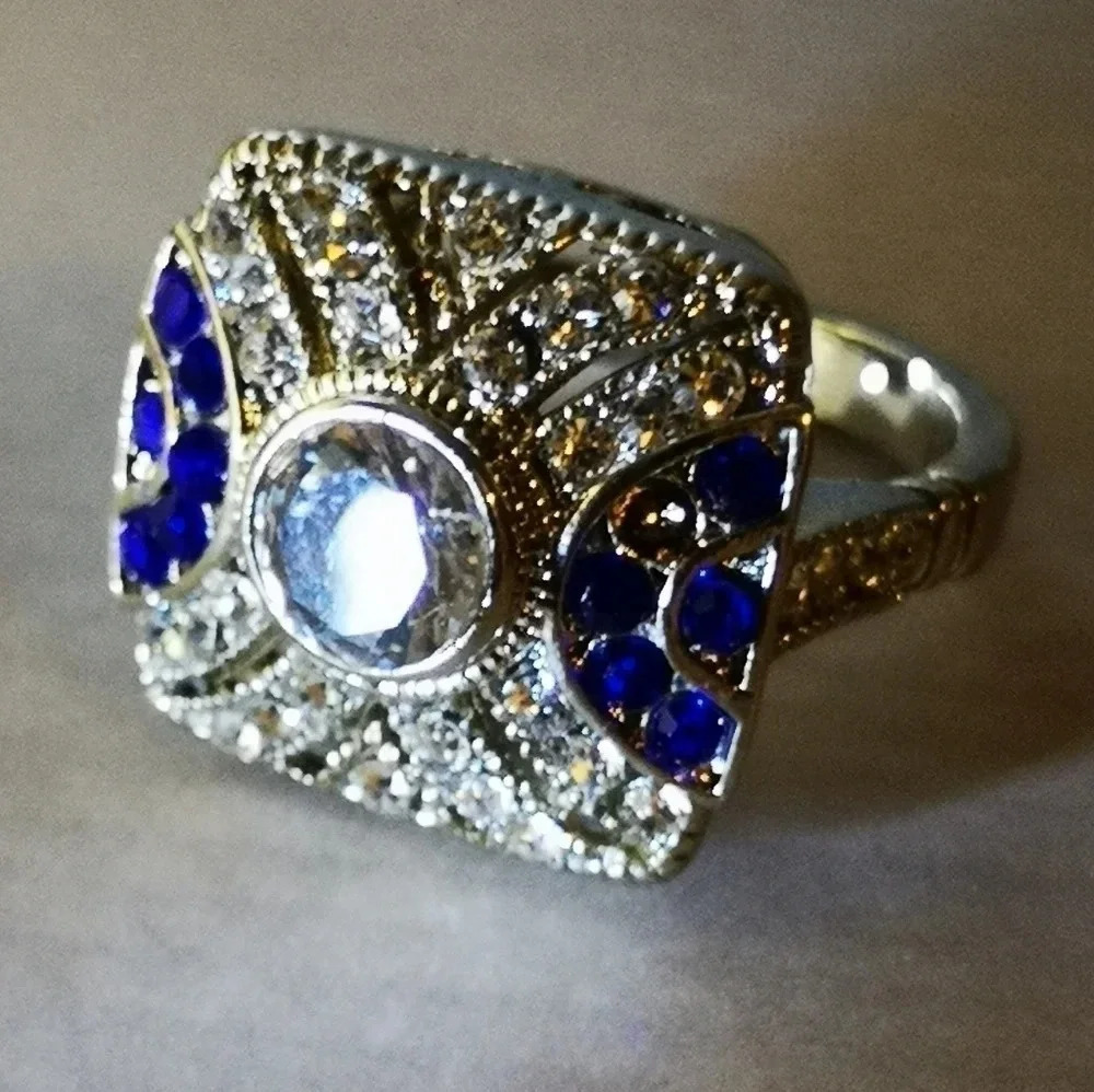 Art Deco style  Ring